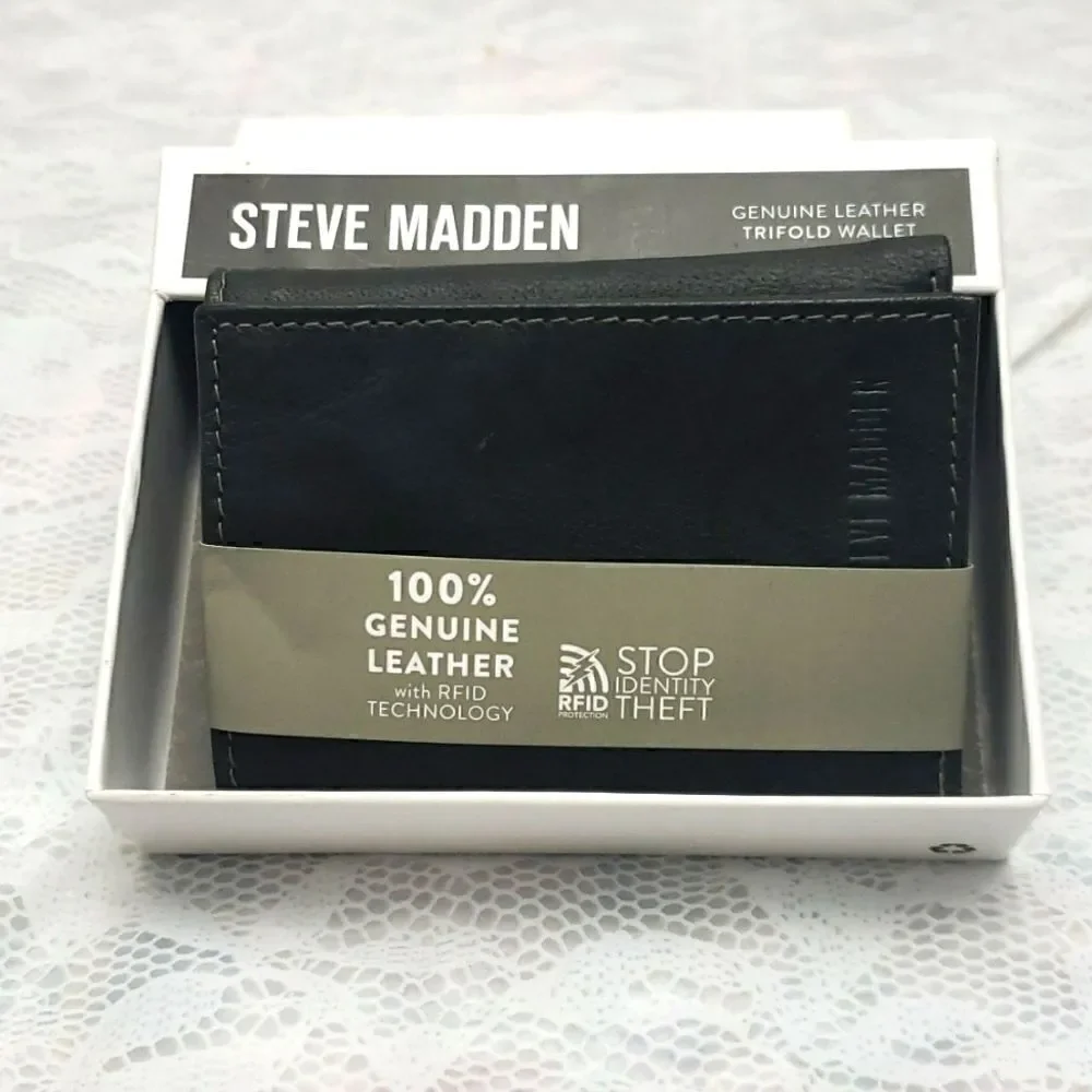 Steve Madden Logo Men Leather Trifold Wallet New